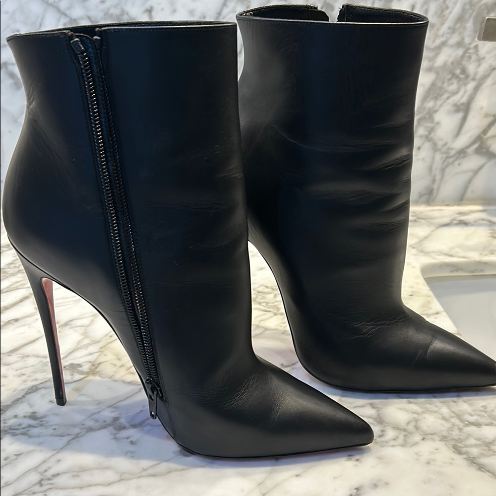 Christian Louboutin Elegant Black Leather Ankle Boots